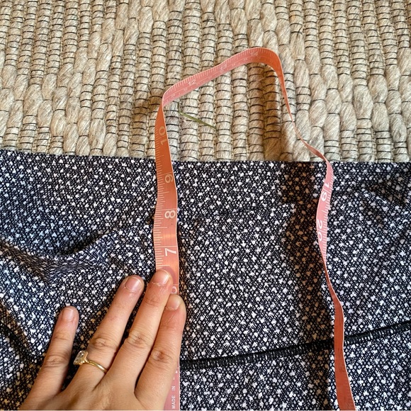 Lululemon Wunder Under Crop III - Frozen Fizz White Black - Picture 11 of 12